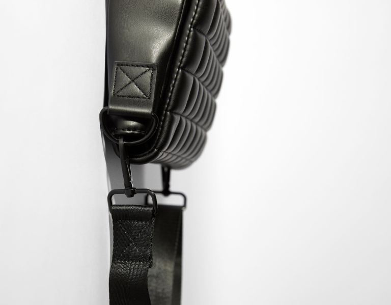 Black Men's Bershka Quilted Crossbody Bags | DGw38z2fFPd